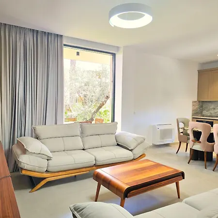 Seaside Premium Villa *
