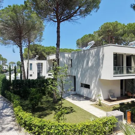 Seaside Premium Villa *
